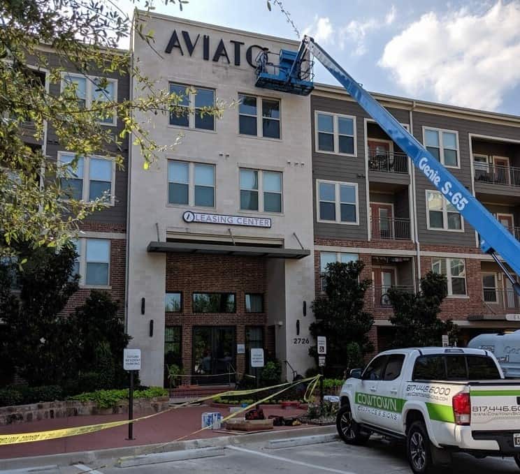 Property Management Signs 5 Aviator on West 7th