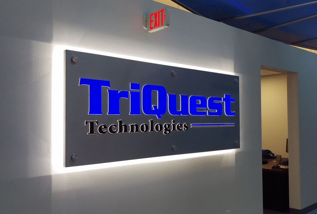 Lobby and Suite Signs TX Triquest